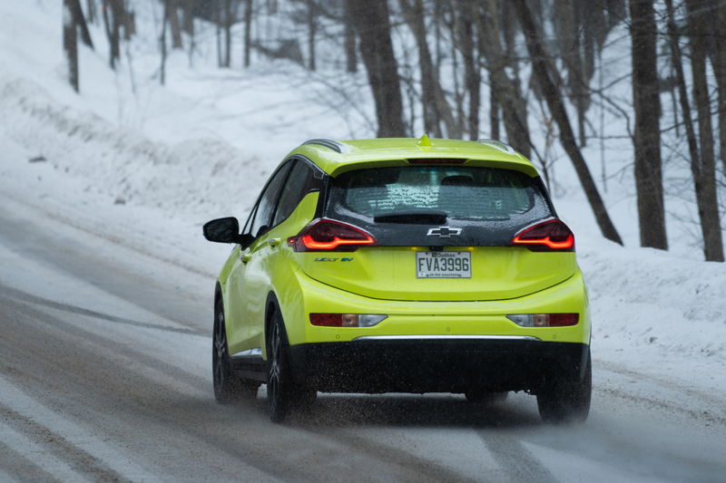 Illustration for article titled Here's What Happens to Your Electric Car in a Bitter Canadian Winter
